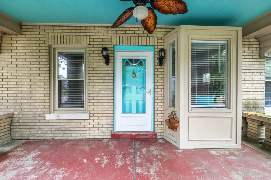 1056-1058 Fontaine Road Lexington KY 40502