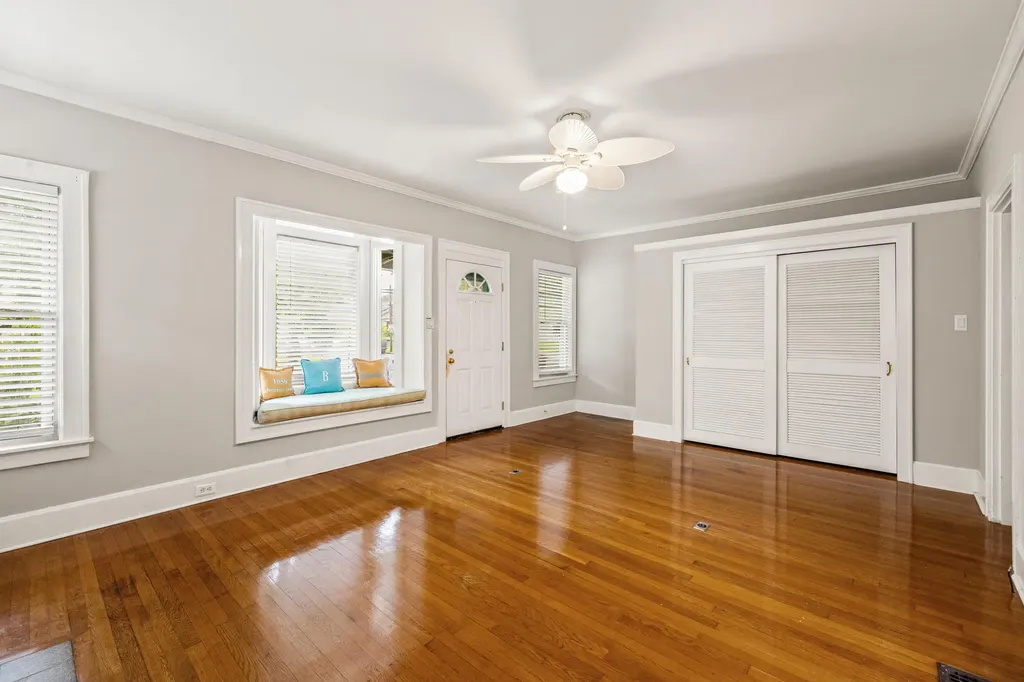 1056-1058 Fontaine Road Lexington KY 40502