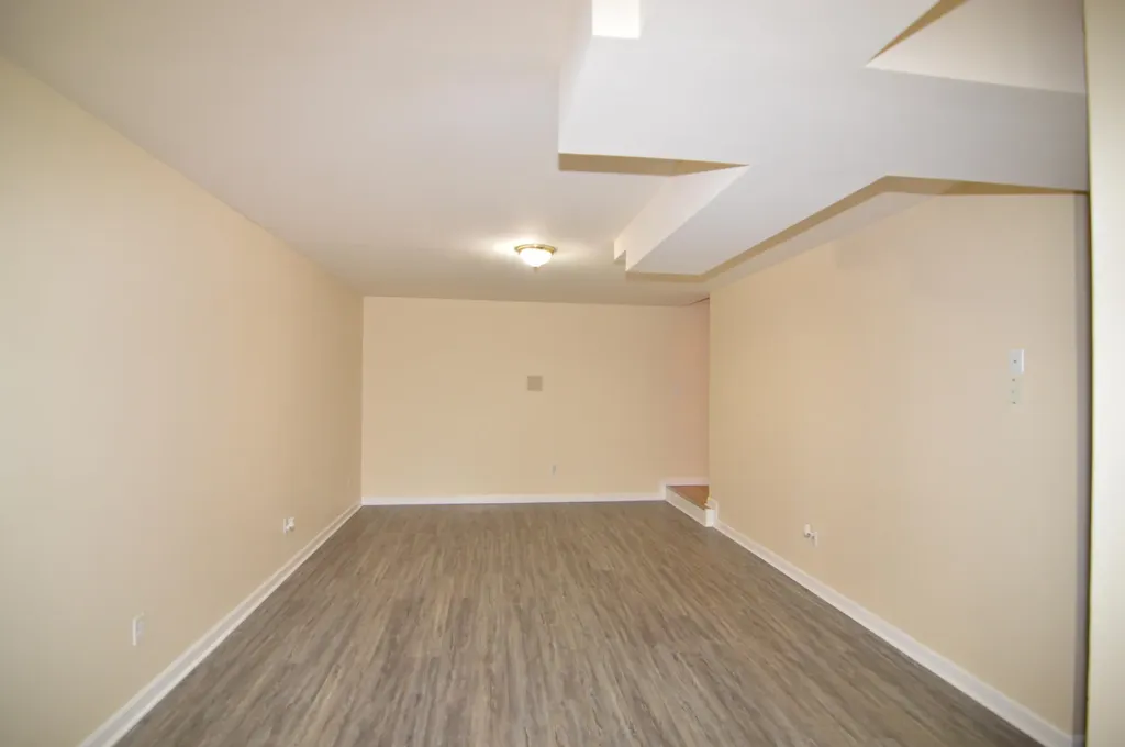 3373 Royal Troon Road Lexington KY 40509
