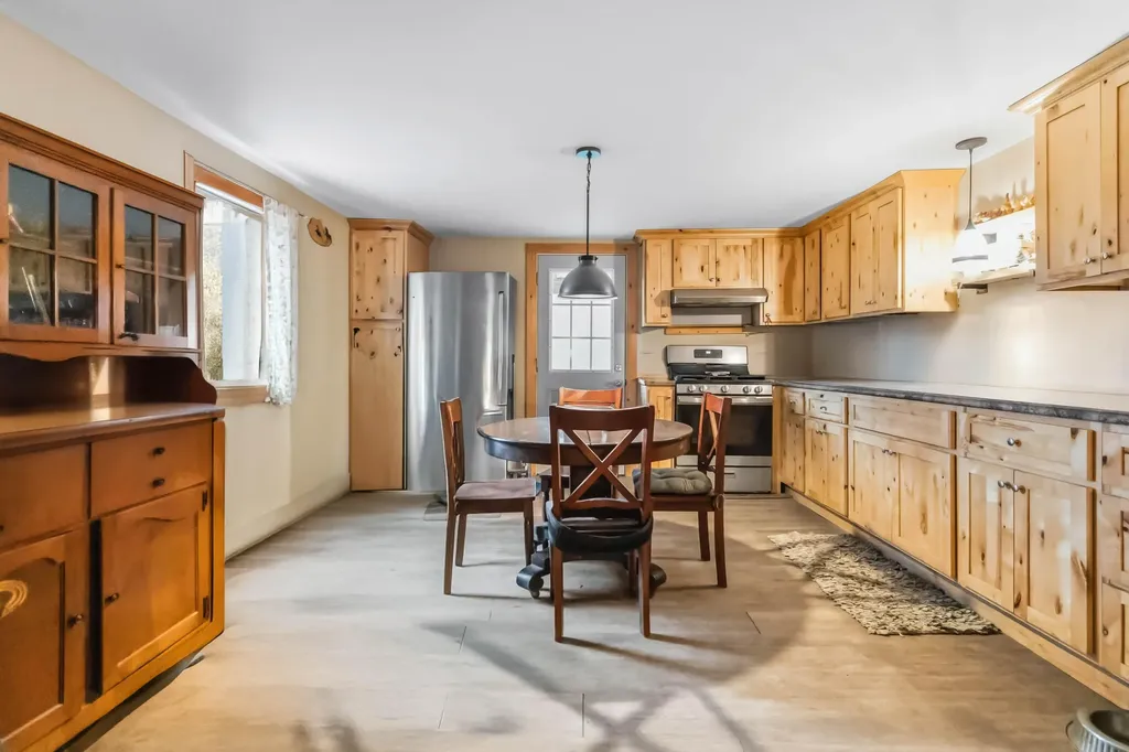 1666 Pointer Creek Road Science Hill KY 42553