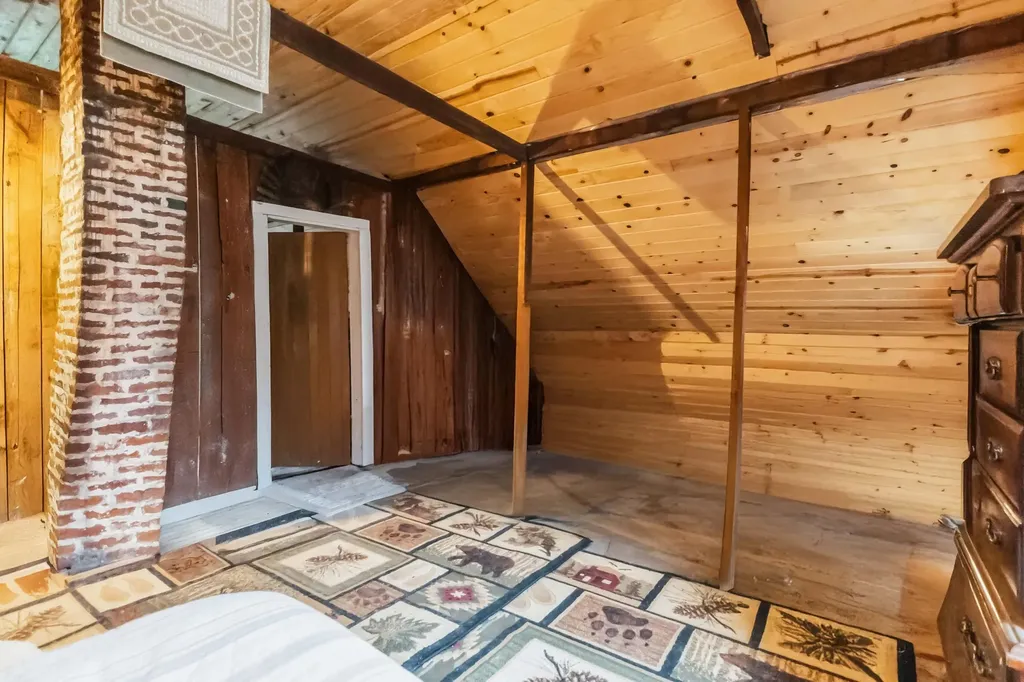 1666 Pointer Creek Road Science Hill KY 42553