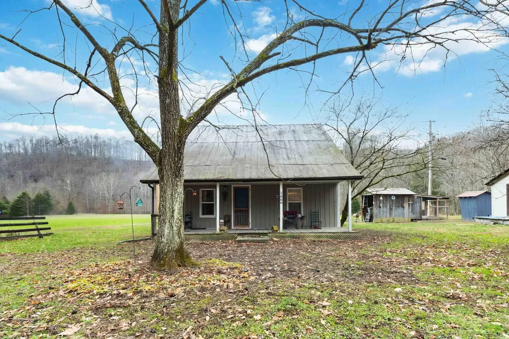 1666 Pointer Creek Road Science Hill KY 42553