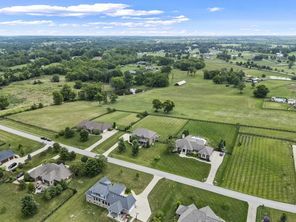 106 Hidden Meadow Lane Nicholasville KY 40356