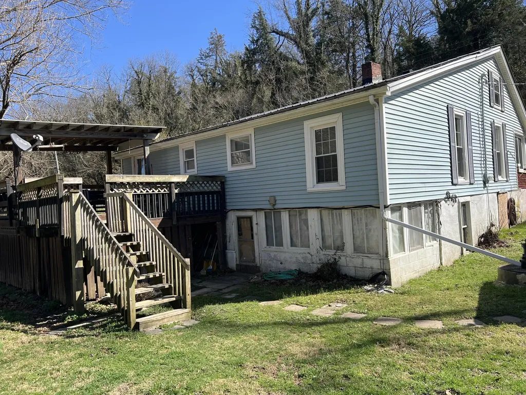 240 Athens Boonesboro Road Winchester KY 40391