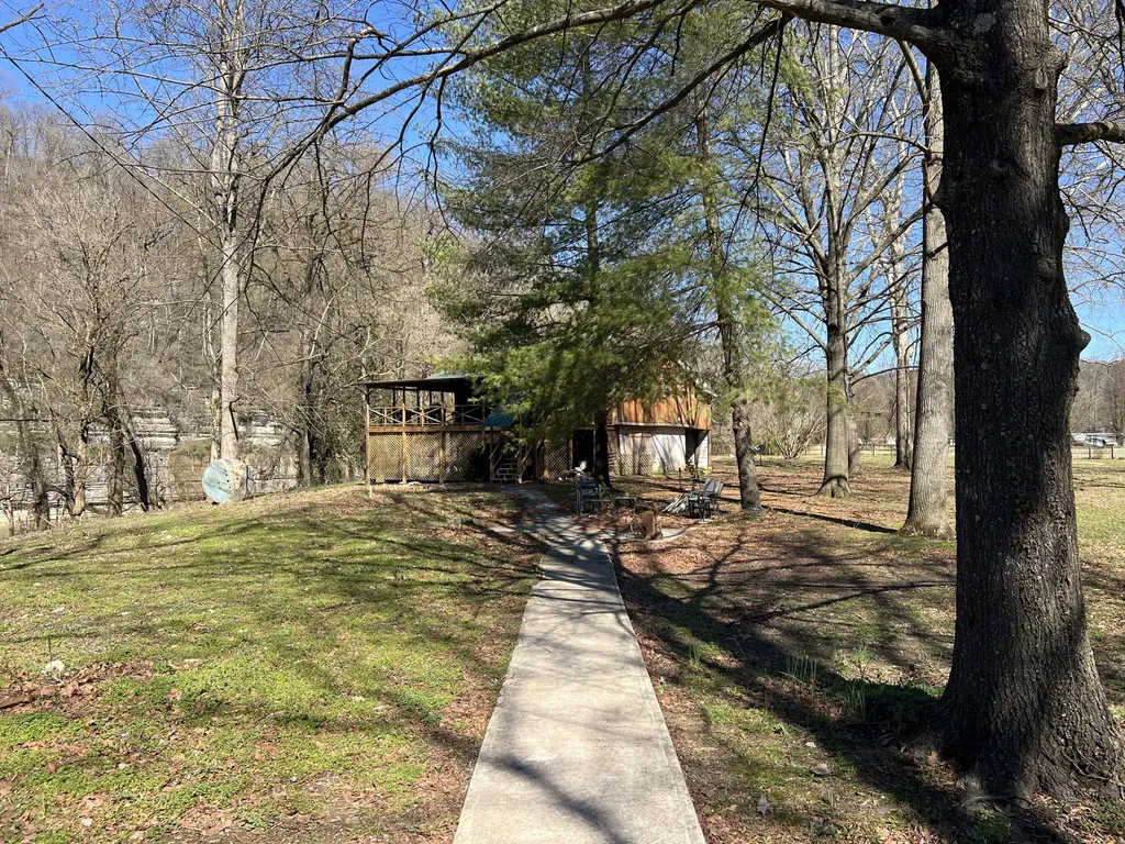 240 Athens Boonesboro Road Winchester KY 40391