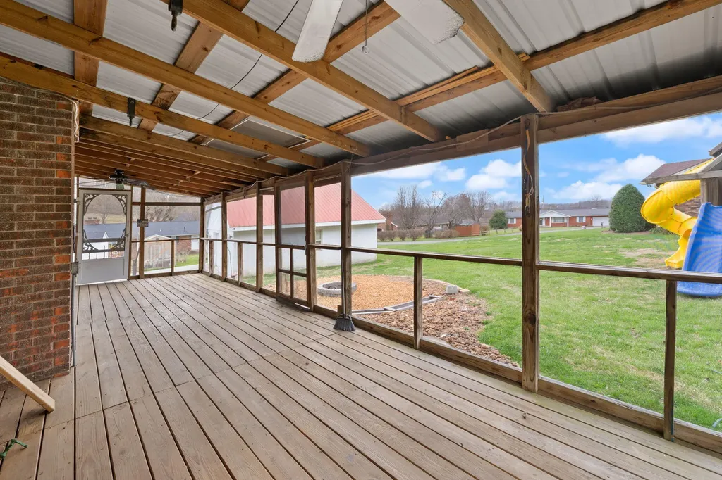 37 Skylark Drive Corbin KY 40701