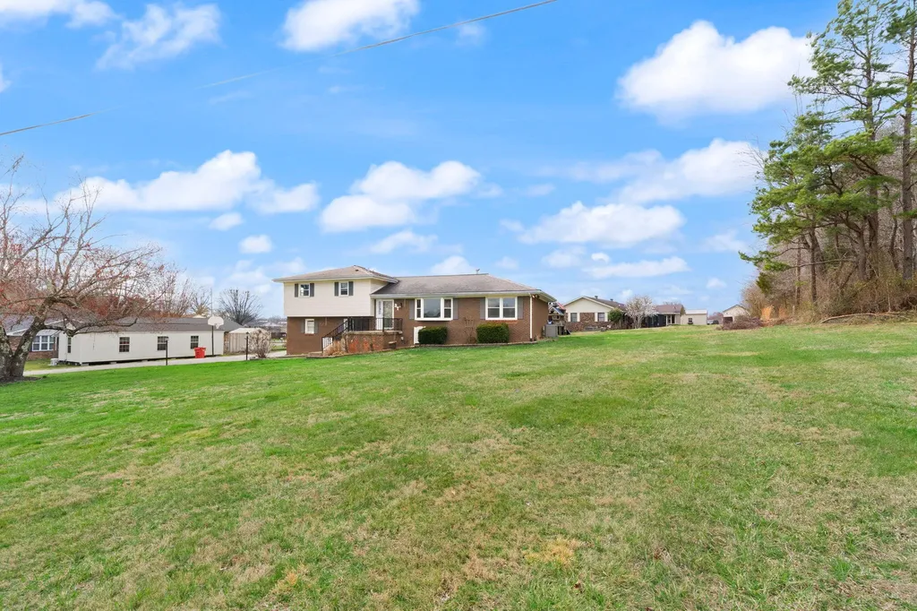 37 Skylark Drive Corbin KY 40701