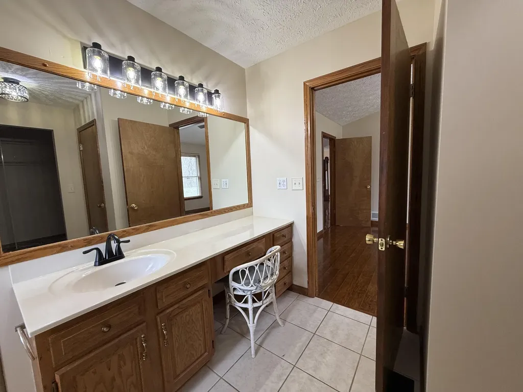 120 Ivy Drive Jamestown KY 42629