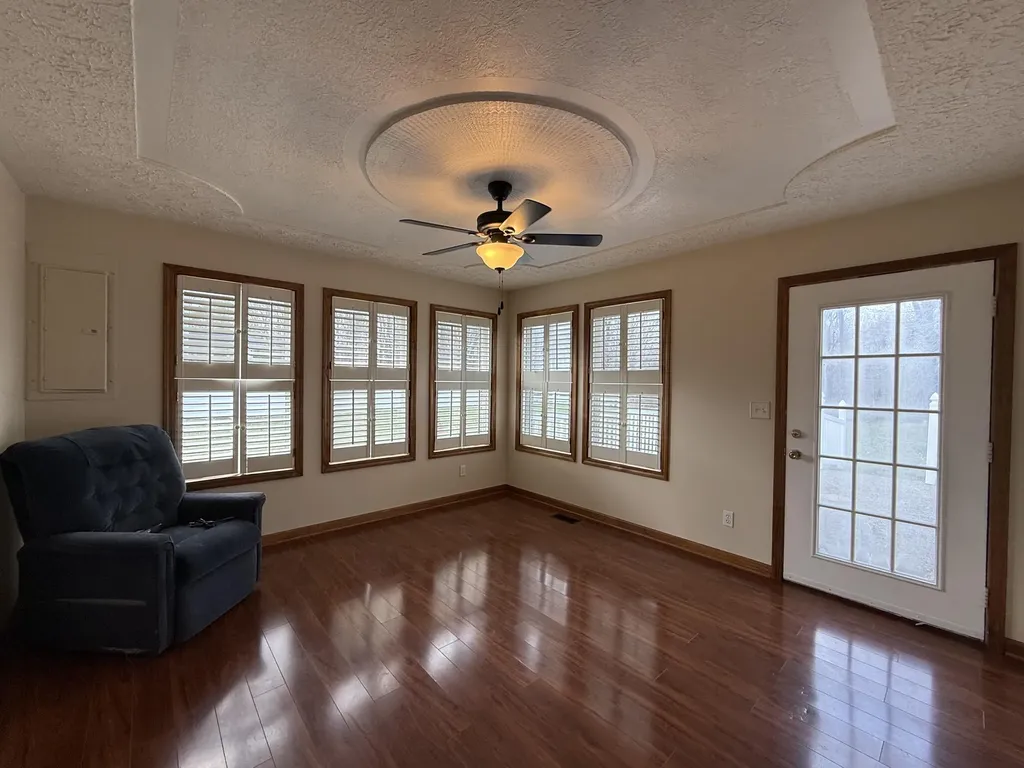 120 Ivy Drive Jamestown KY 42629