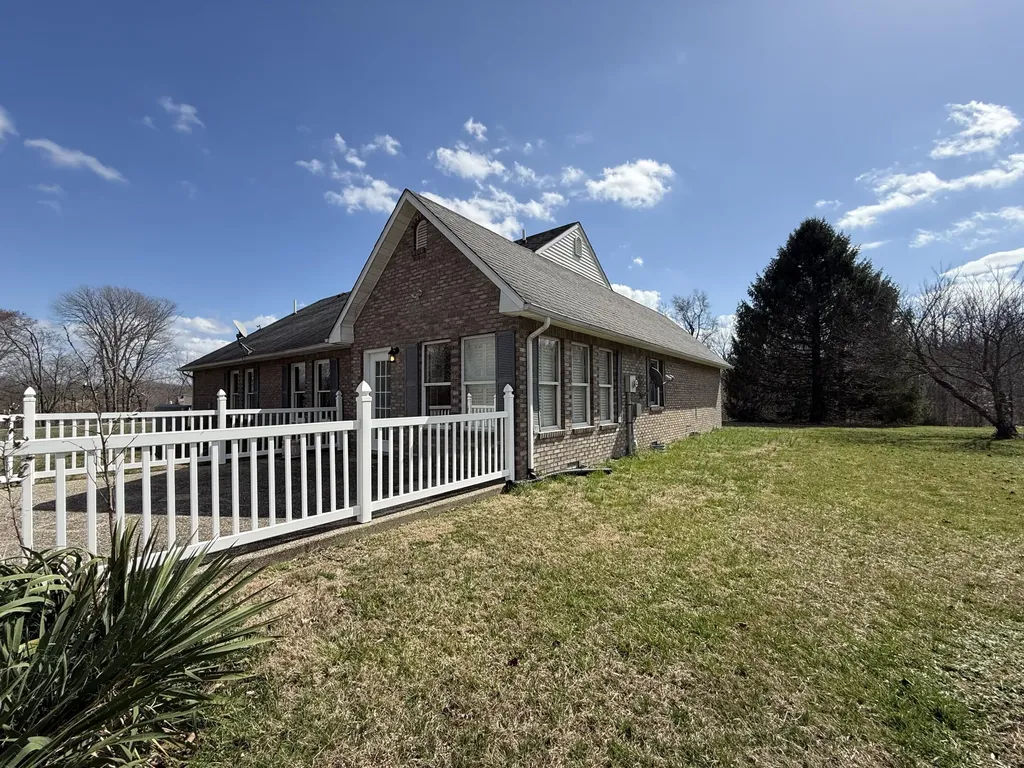 120 Ivy Drive Jamestown KY 42629