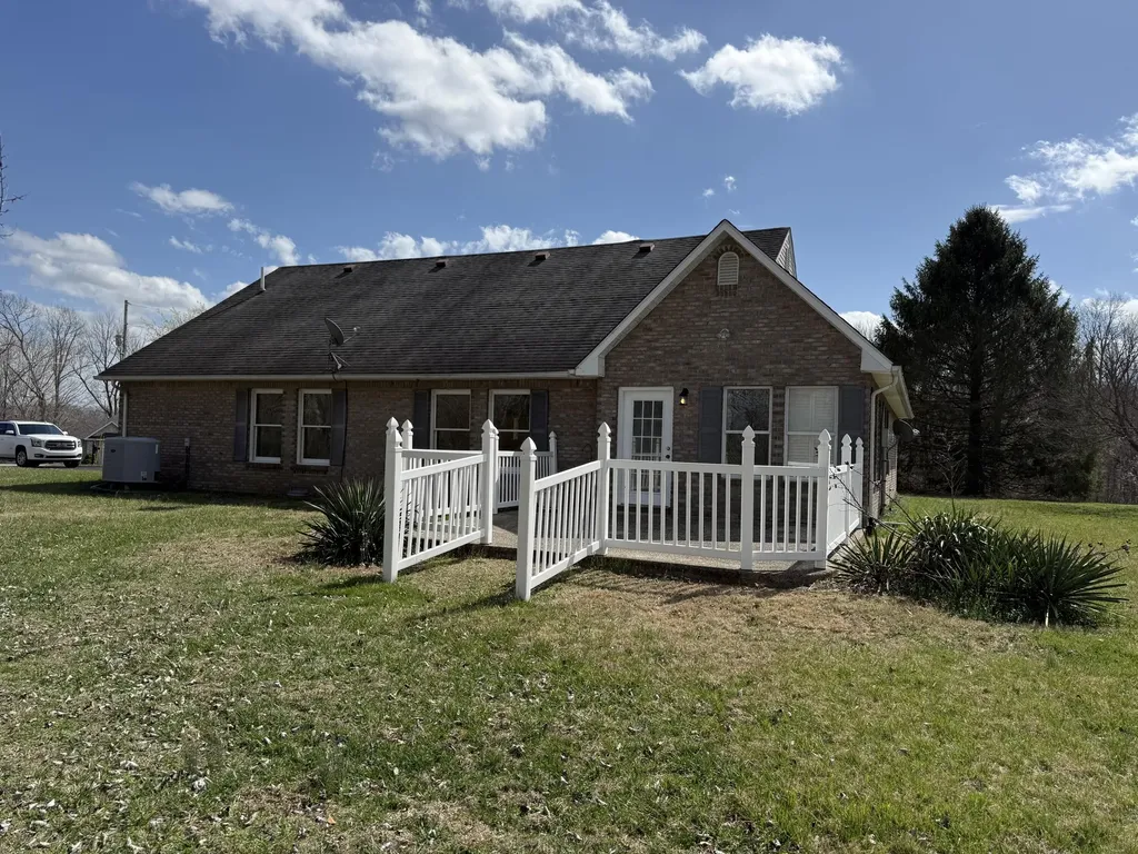 120 Ivy Drive Jamestown KY 42629