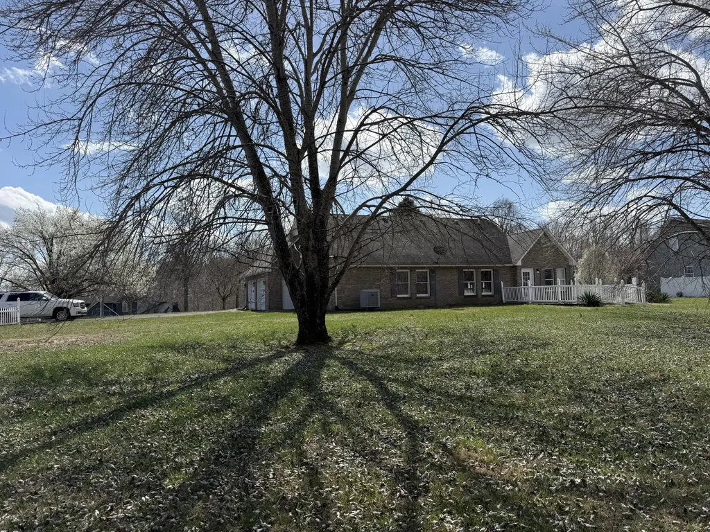 120 Ivy Drive Jamestown KY 42629