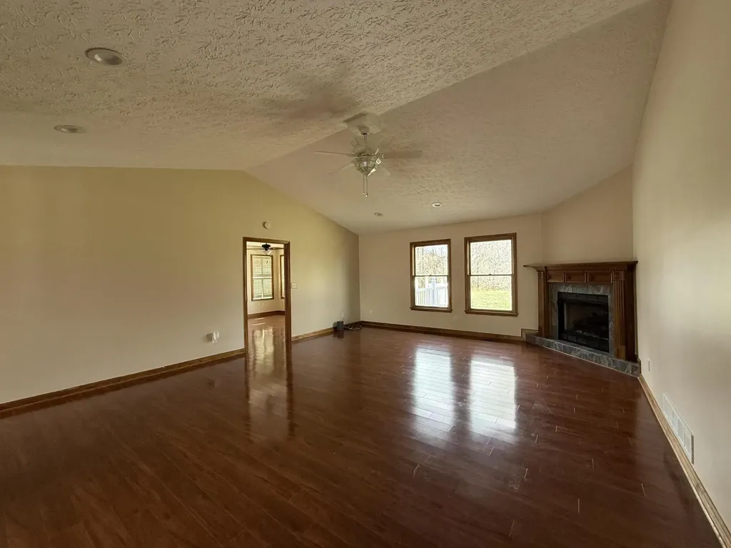 120 Ivy Drive Jamestown KY 42629