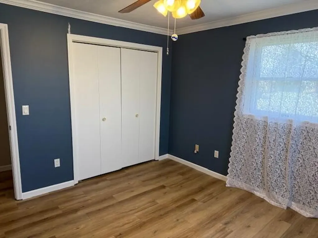 60 Farmington Monticello KY 42633