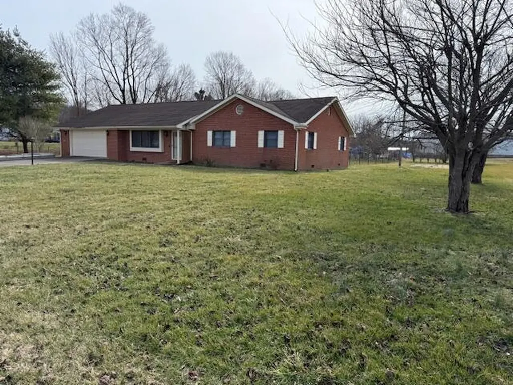 60 Farmington Monticello KY 42633