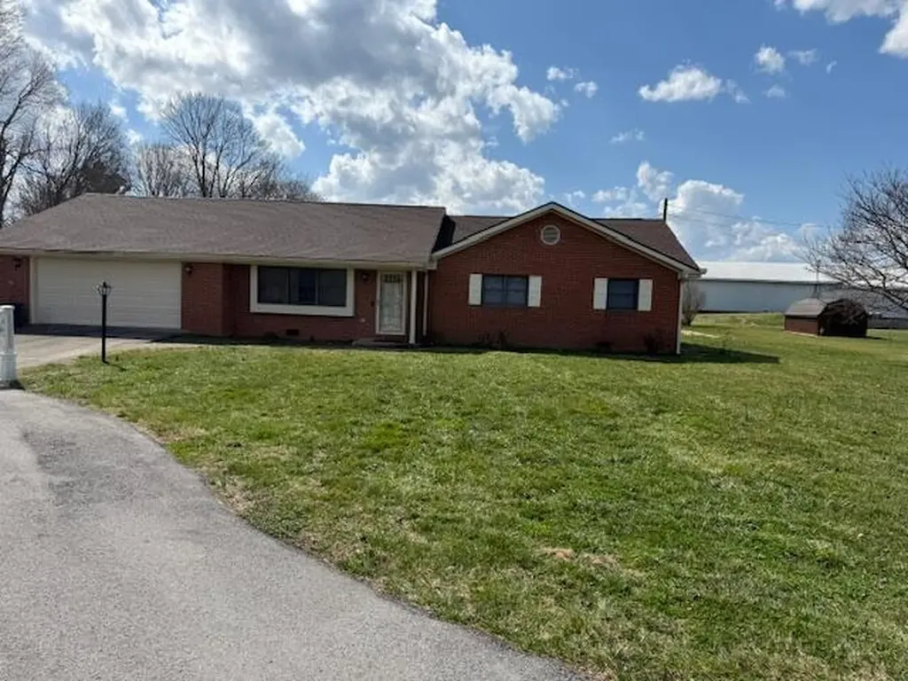 60 Farmington Monticello KY 42633