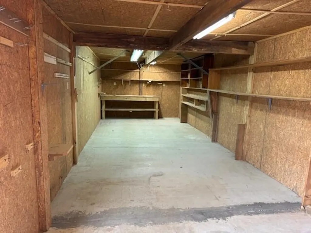 60 Farmington Monticello KY 42633