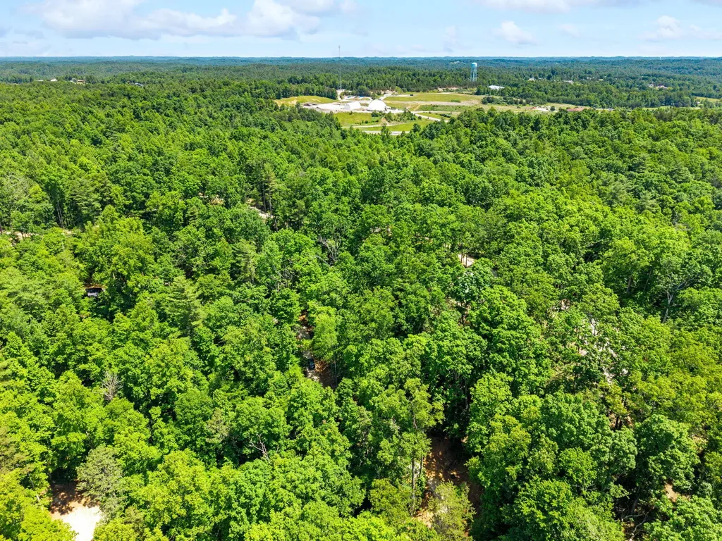 201 High Ridge Road Campton KY 41301