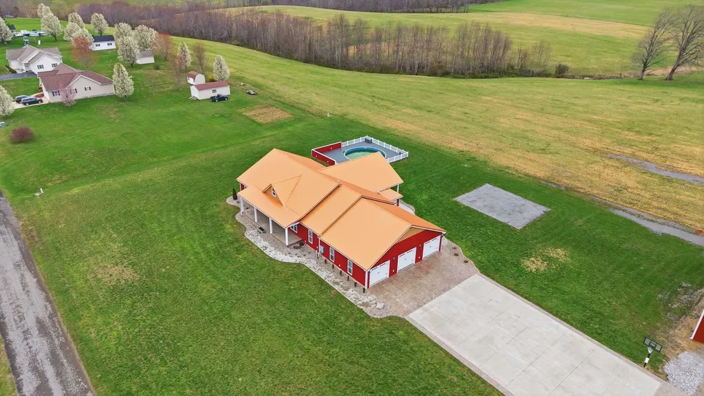 56 Ridgefield Drive Liberty KY 42539