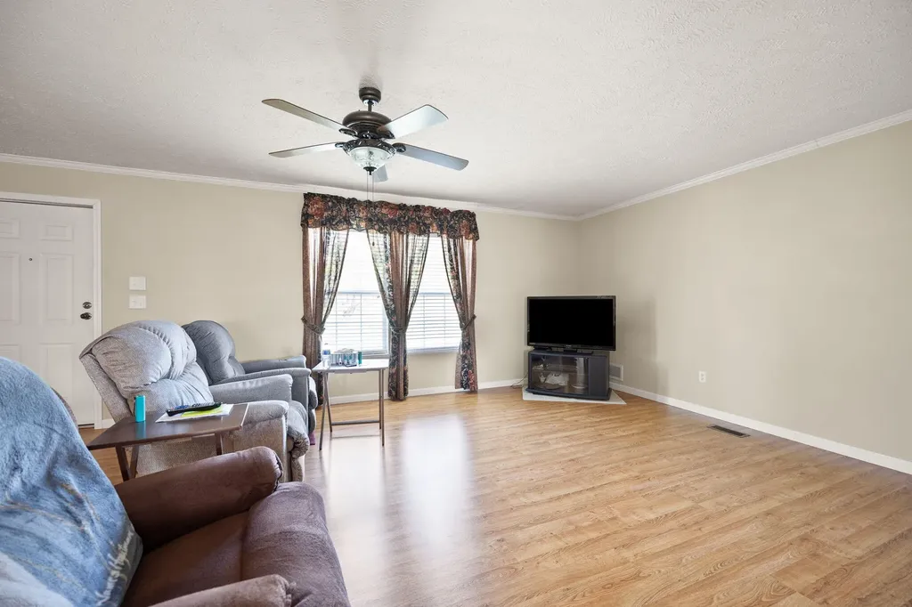 1115 Kentucky 167 Monticello KY 42633