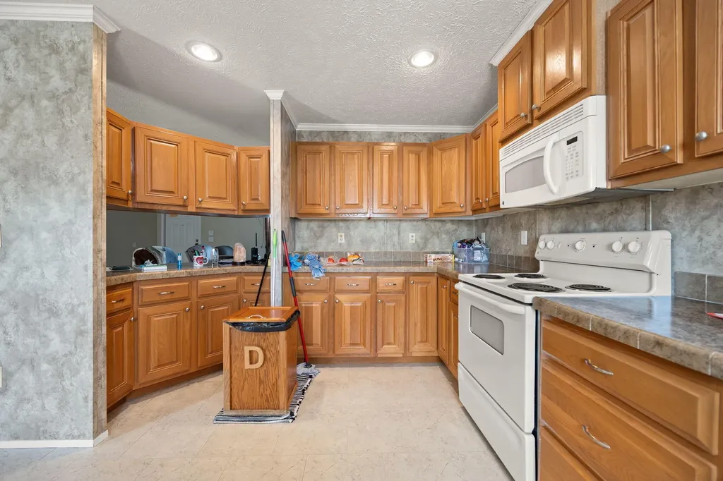 1115 Kentucky 167 Monticello KY 42633