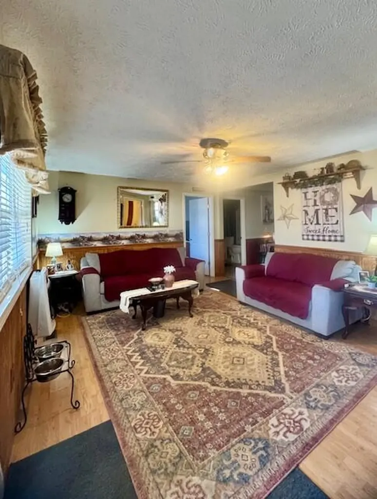 145 Mount Hope Road Morehead KY 40351