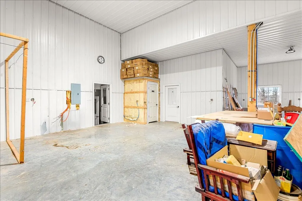 227 Callihan Road East Bernstadt KY 40729