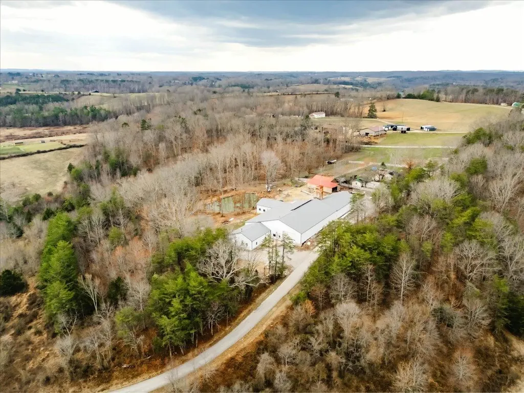 227 Callihan Road East Bernstadt KY 40729