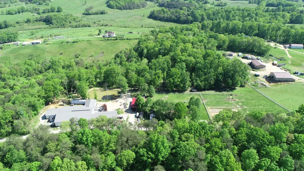 227 Callihan Road East Bernstadt KY 40729