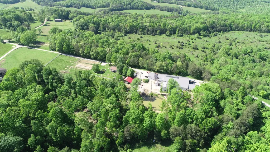 227 Callihan Road East Bernstadt KY 40729