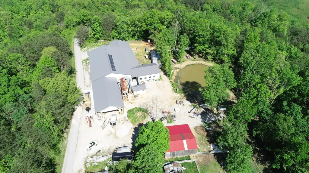 227 Callihan Road East Bernstadt KY 40729