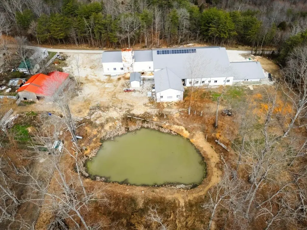 227 Callihan Road East Bernstadt KY 40729