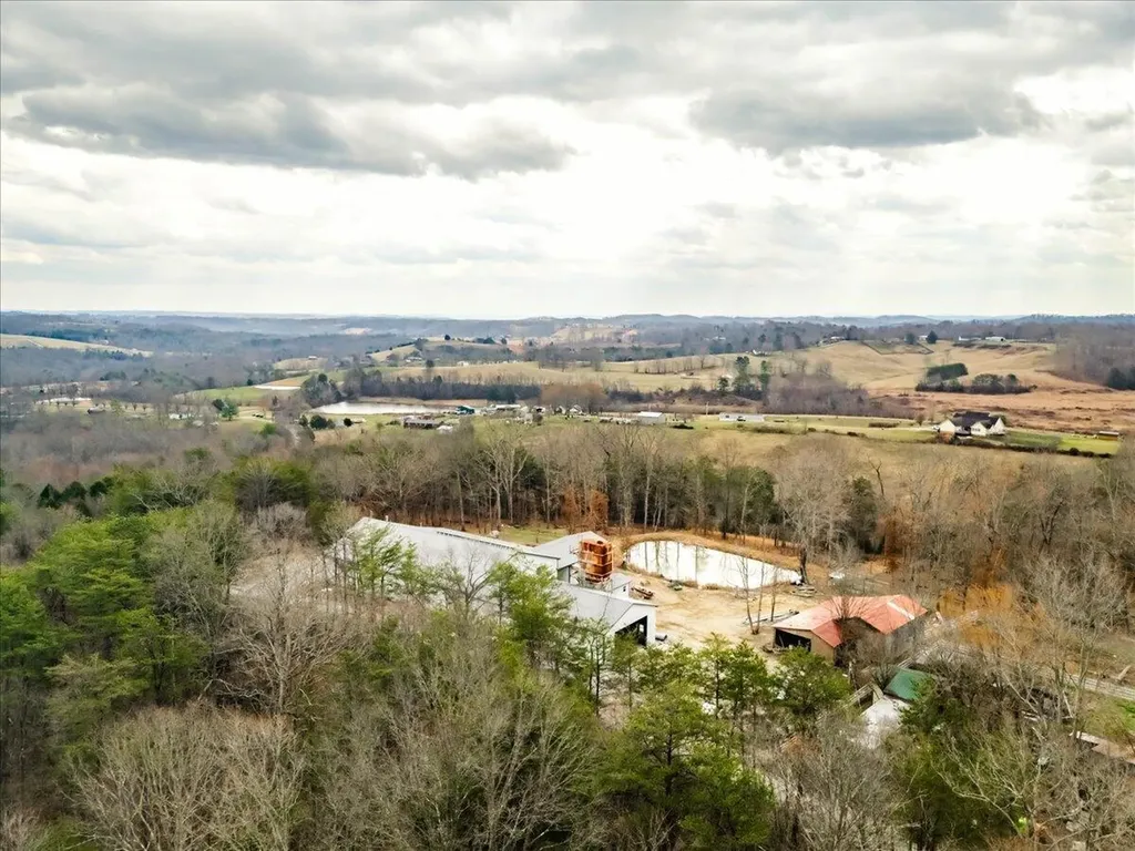 227 Callihan Road East Bernstadt KY 40729