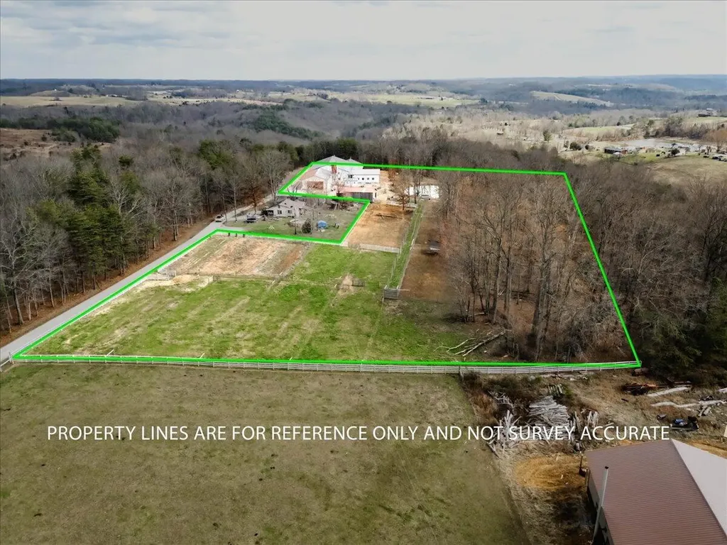 227 Callihan Road East Bernstadt KY 40729