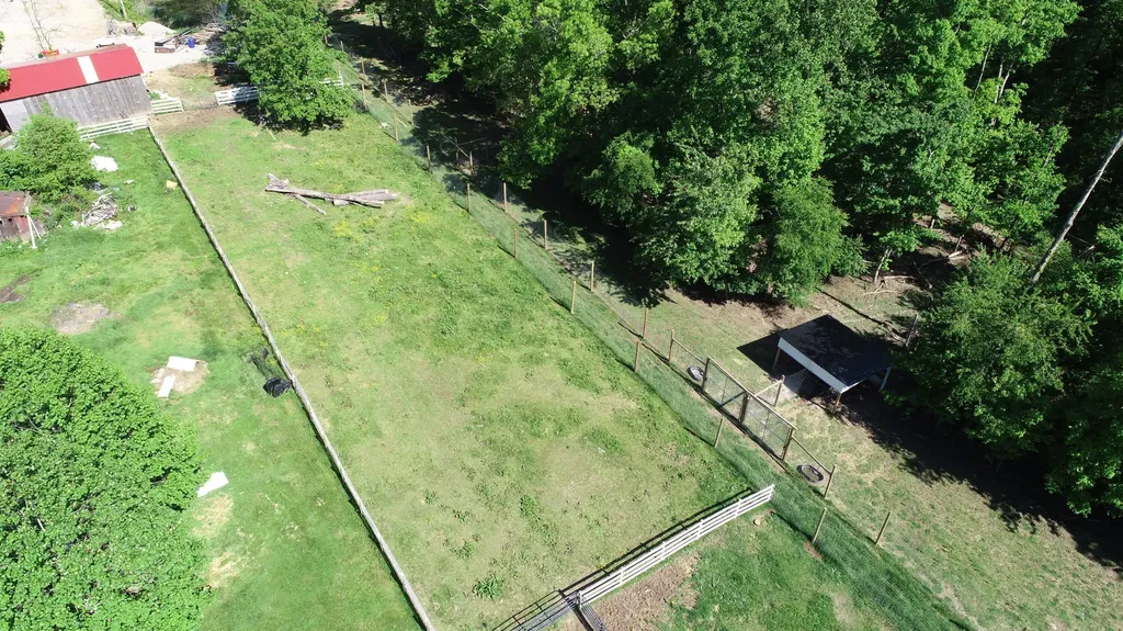 227 Callihan Road East Bernstadt KY 40729