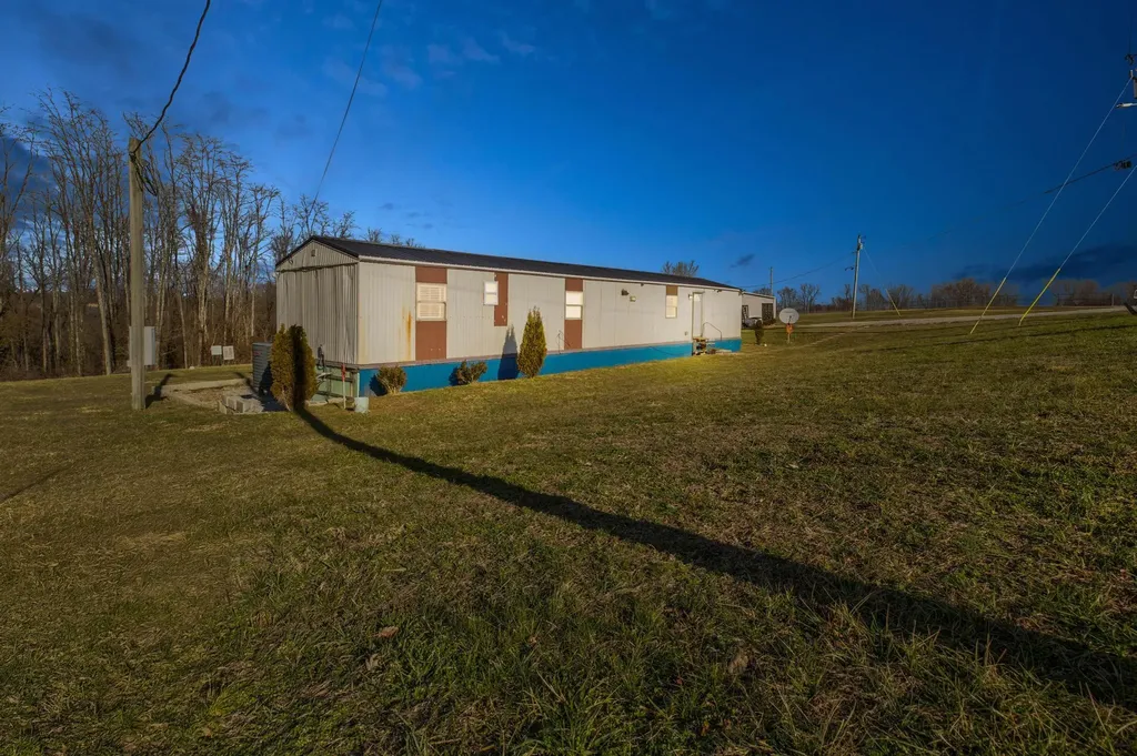 75 Long Lane Mt Sterling KY 40353
