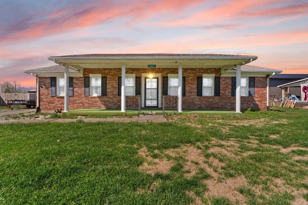 157 Estes Drive Lancaster KY 40444