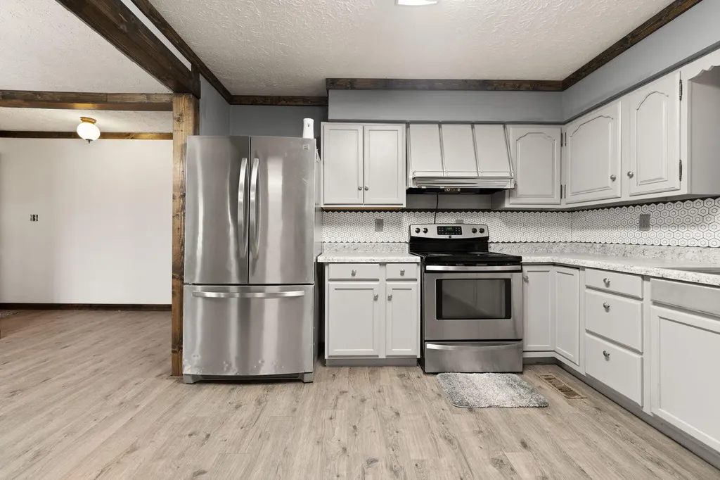 157 Estes Drive Lancaster KY 40444