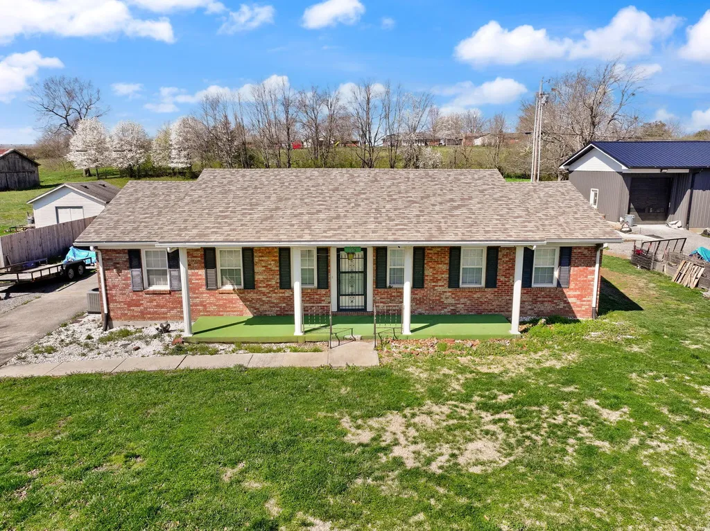 157 Estes Drive Lancaster KY 40444