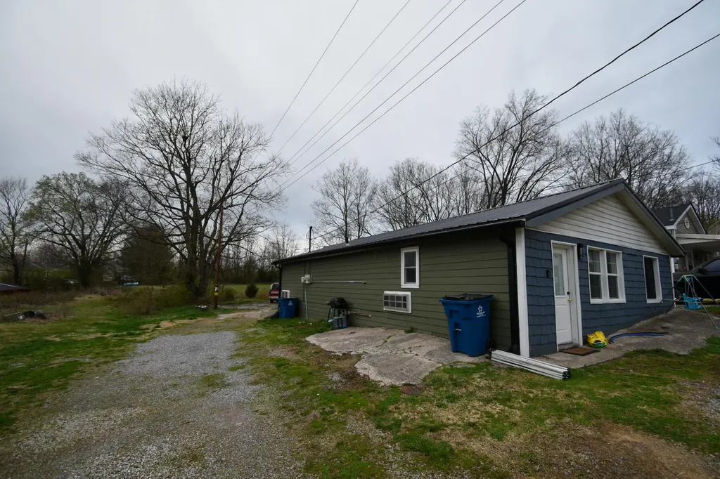 100 Darst Street Stanford KY 40484