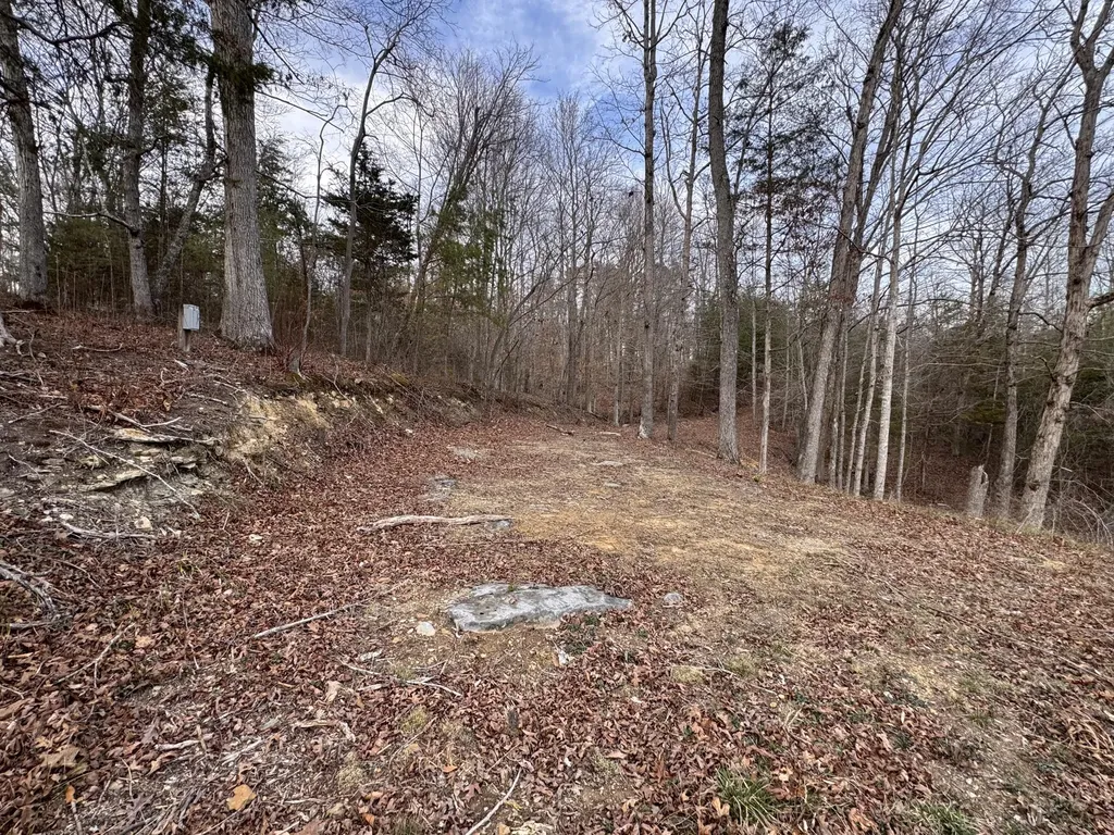 27 Lazy Trail Road Nancy KY 42544
