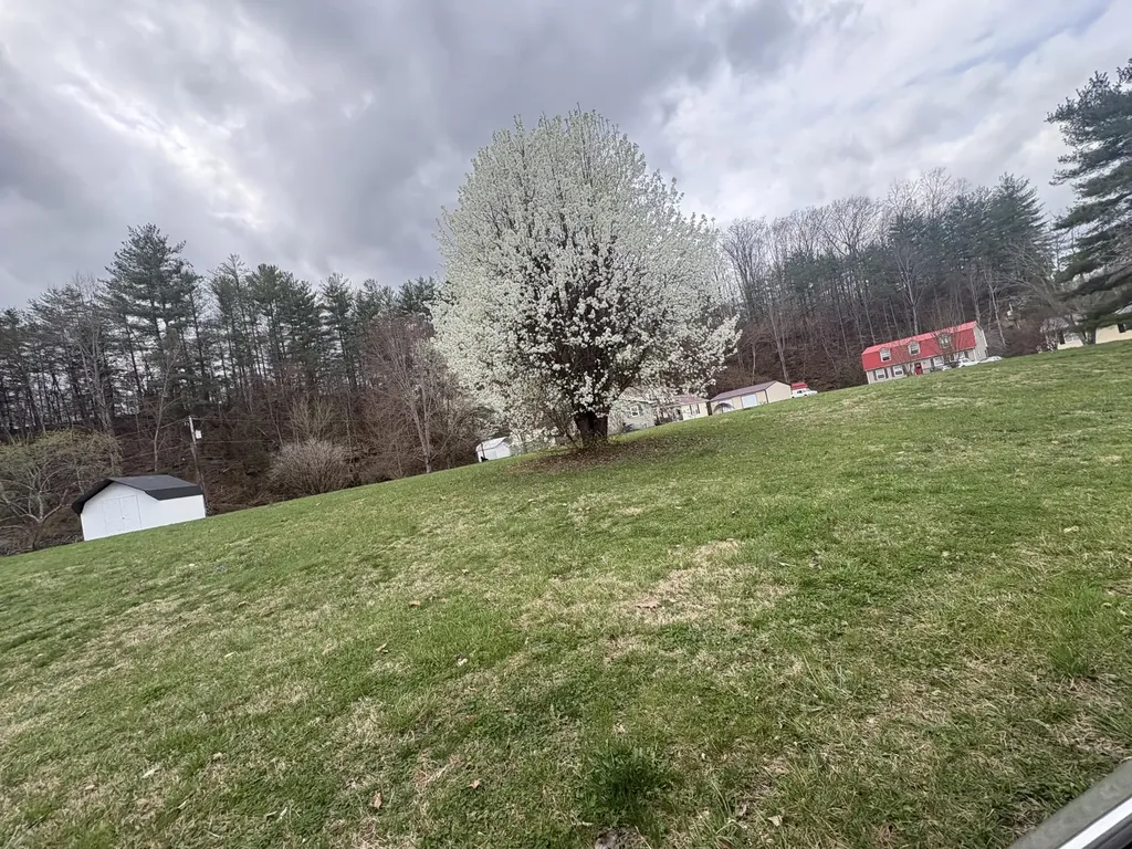 Lot 33 Stephen Trace Road Barbourville KY 40906