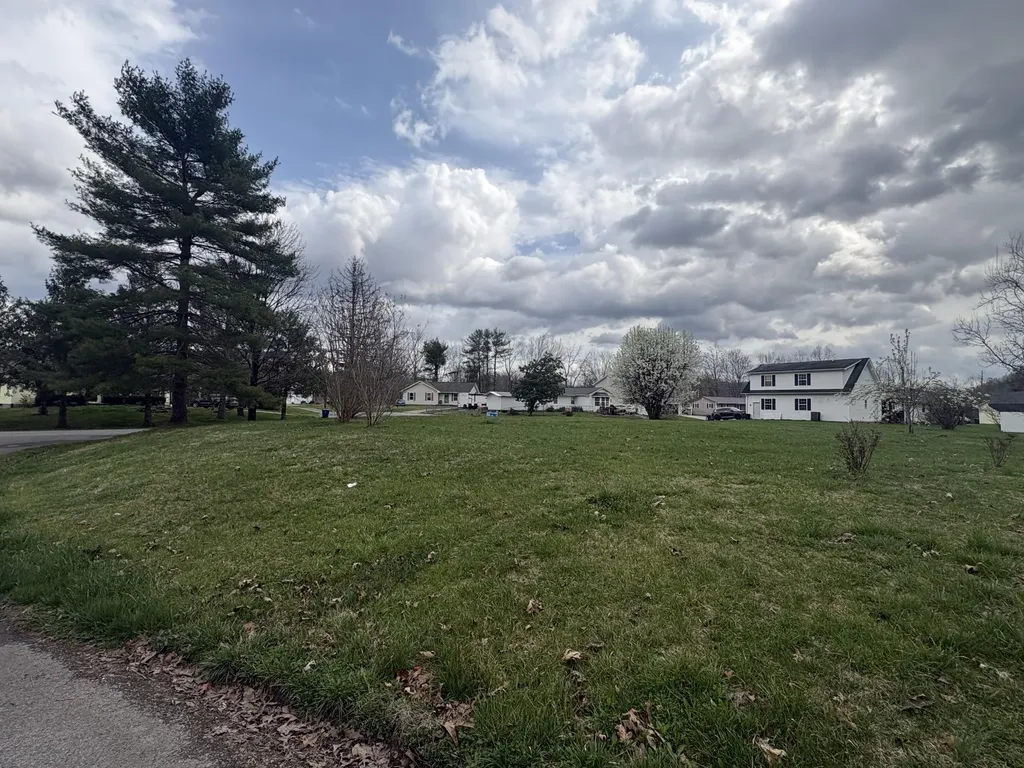 Lot 33 Stephen Trace Road Barbourville KY 40906
