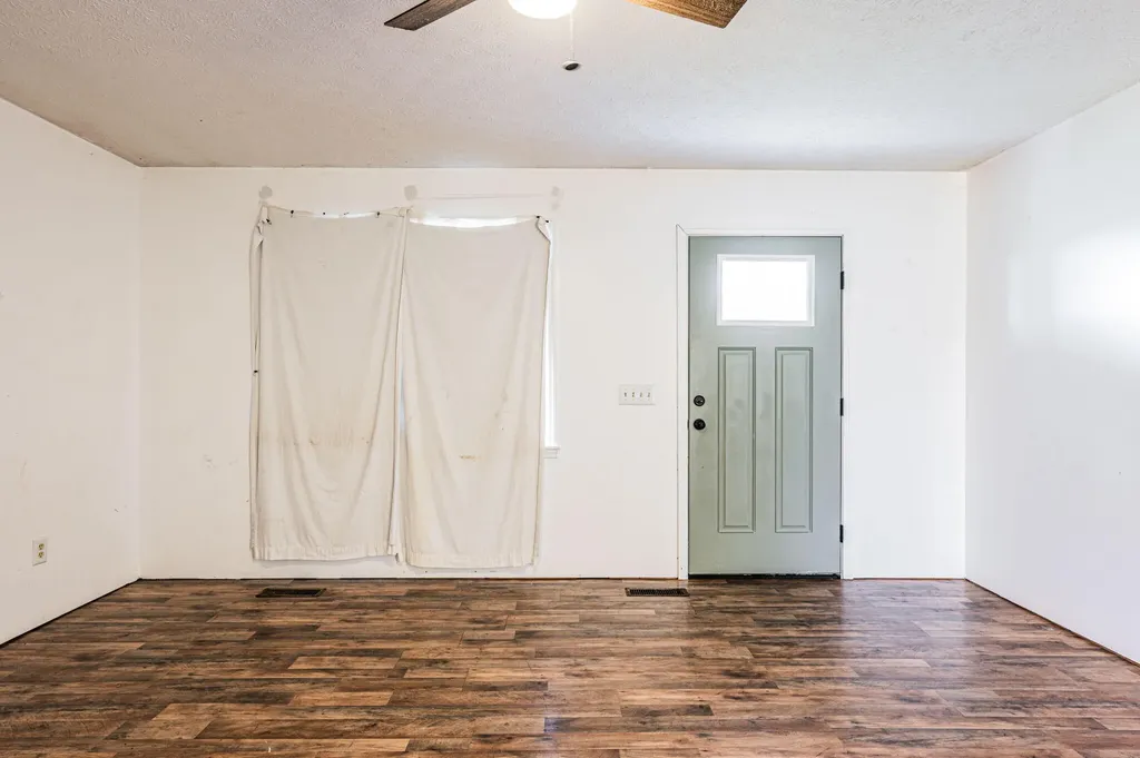 1432 Dearing Road Glasgow KY 42141