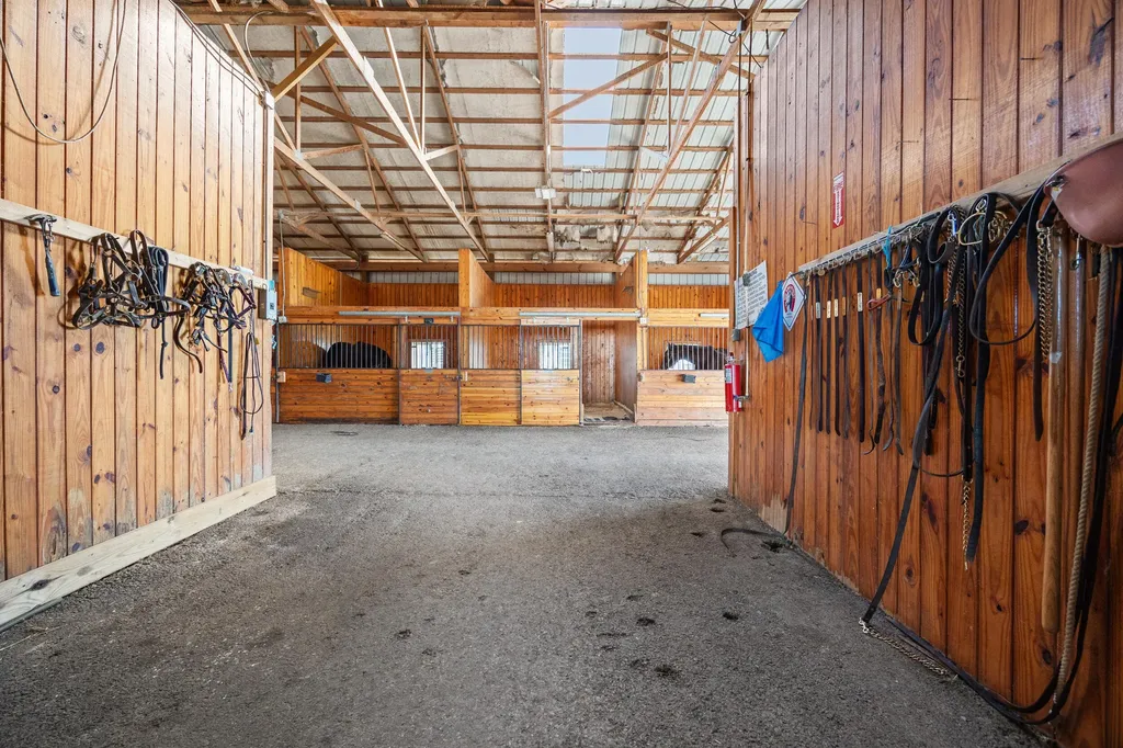 4487 Louisville Road Salvisa KY 40372
