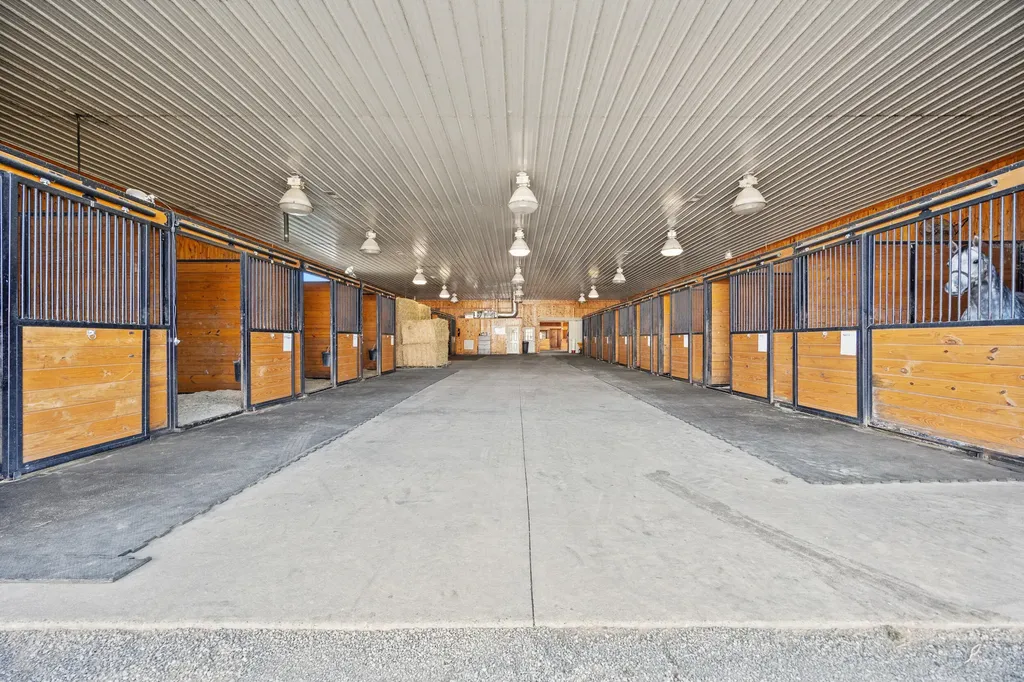 4487 Louisville Road Salvisa KY 40372