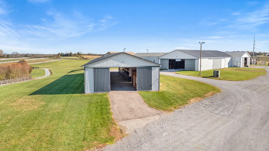4487 Louisville Road Salvisa KY 40372