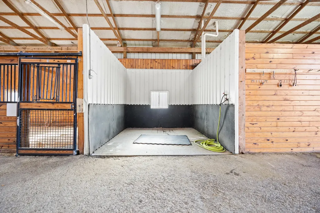 4487 Louisville Road Salvisa KY 40372