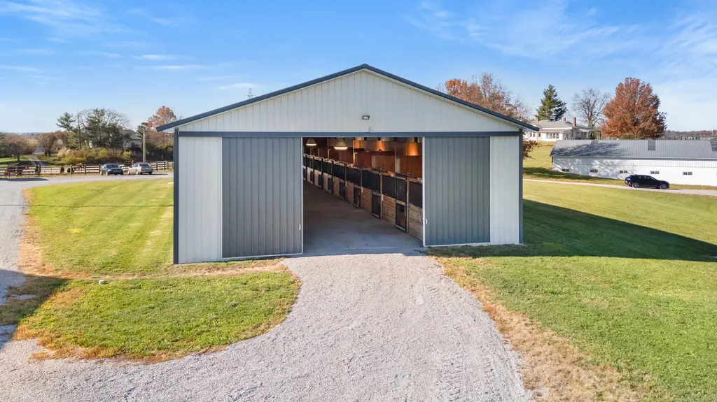 4487 Louisville Road Salvisa KY 40372