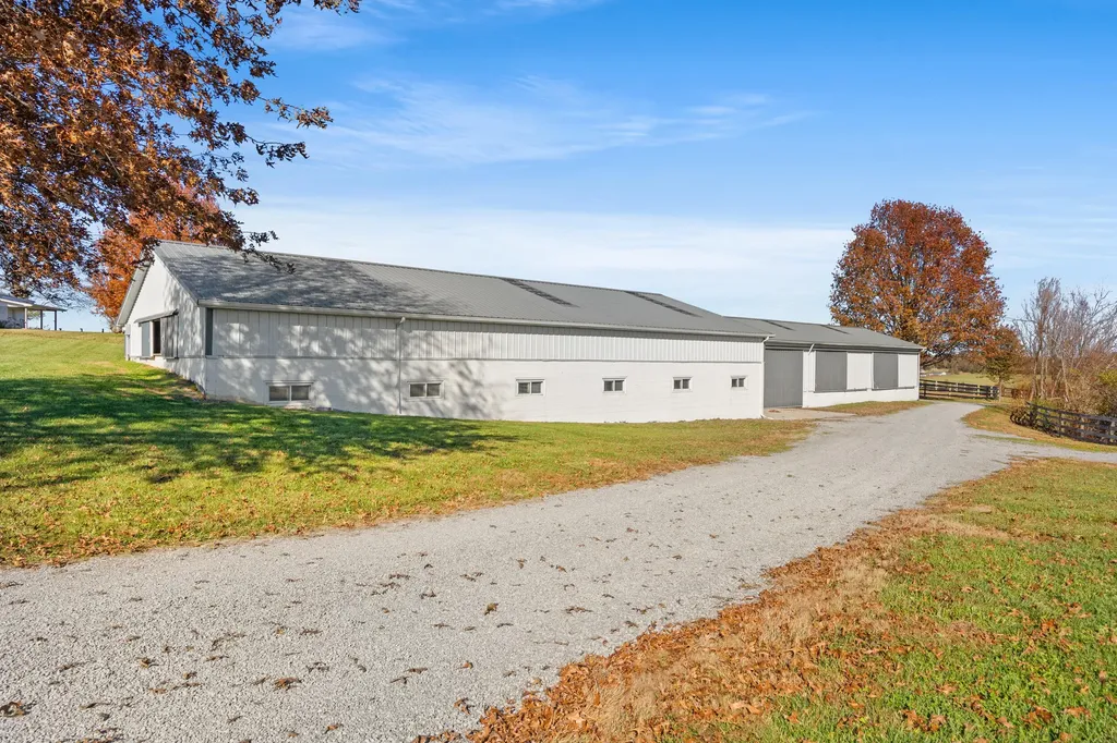 4487 Louisville Road Salvisa KY 40372